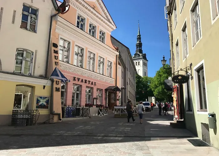 Old Bishop's House Daire