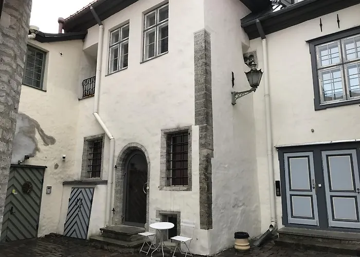 Old Bishop's House * 塔林